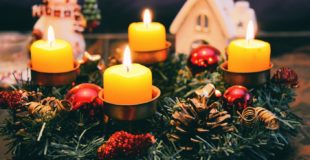 How to Brighten up Your Home and Garden for Christmas