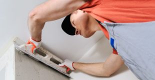 Get Trained to Give A Smooth Finish to The Polished Plaster