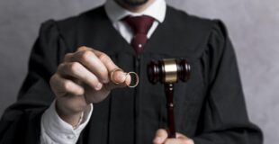 Finding the Right Divorce Lawyer: Essential Considerations