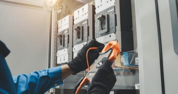How to Conduct an Electrical Safety Check Efficiently
